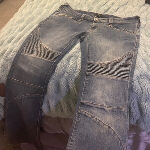 BECCA Women's Faded Blue Skinny Jeans - like new